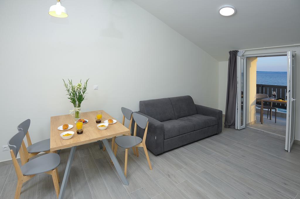 Seaside Luxury Suites Podstrana Buitenkant foto